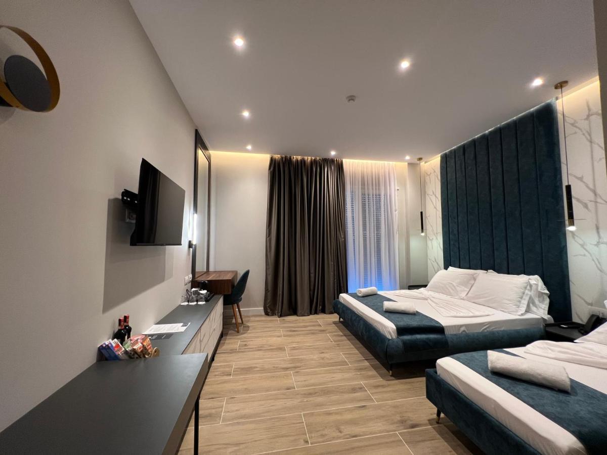 Domus Hotel & Apartments Shengjin Bagian luar foto